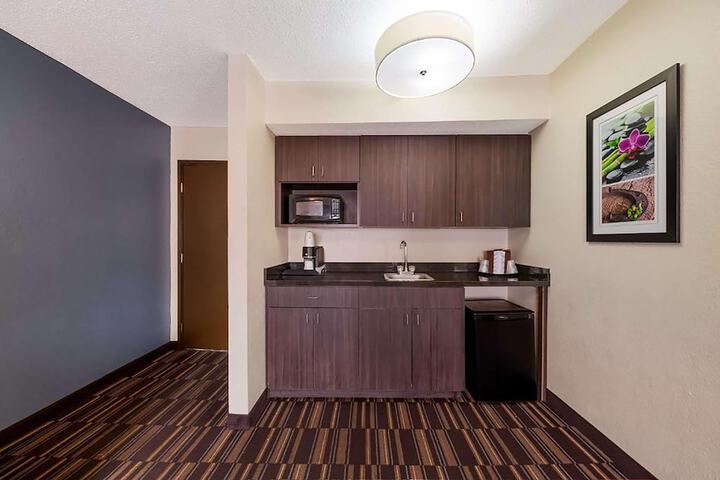 Room 22 of 33