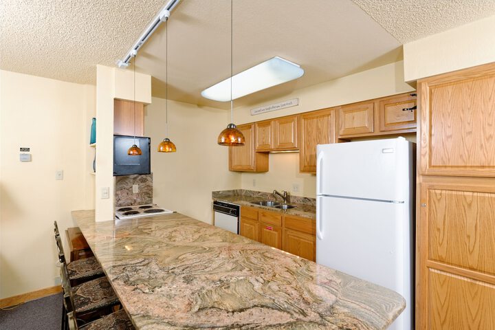 The Crestwood Condominiums