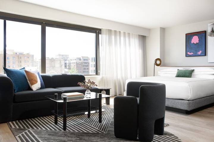 Room 46 of 95