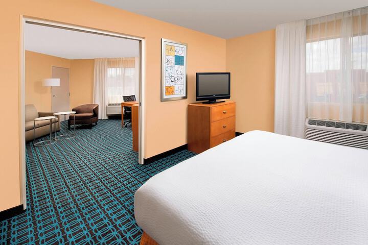 Room 18 of 27