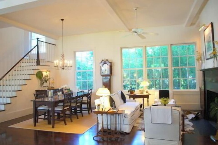 Room 45 of 107
