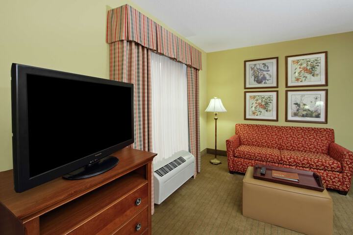 Room 16 of 36