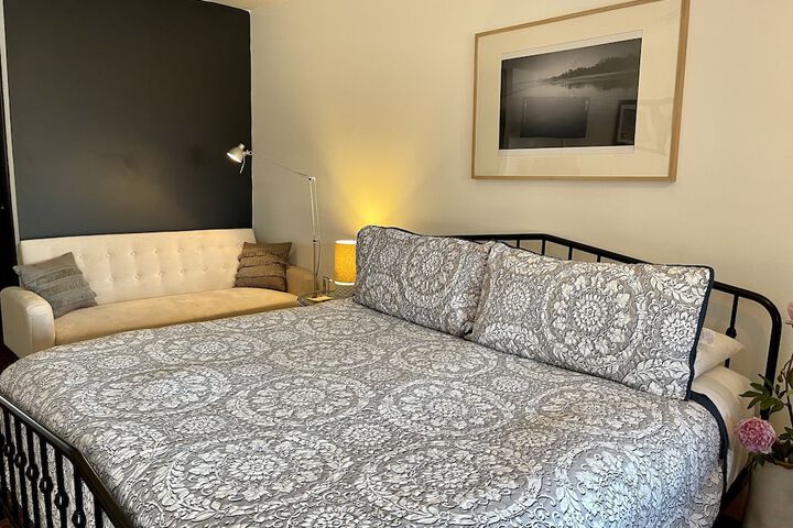 Room 46 of 68