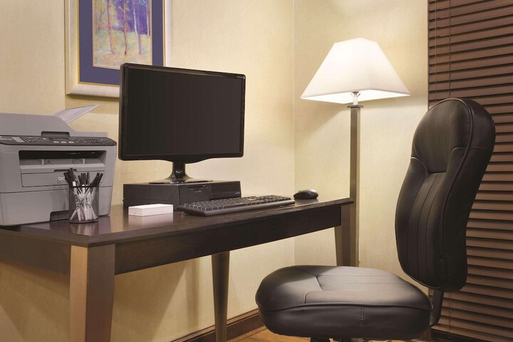 Business Center 21 of 21