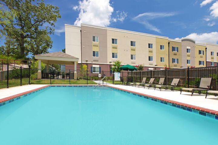 Pool 8 of 55