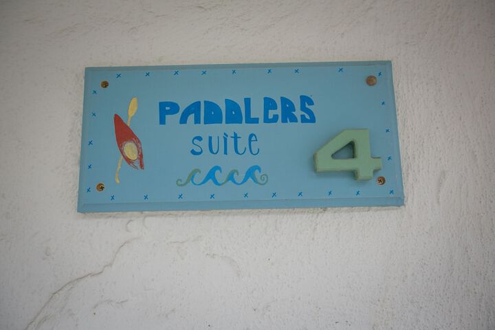 Room 169 of 236