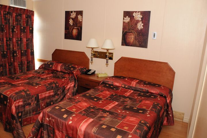 Room 21 of 33