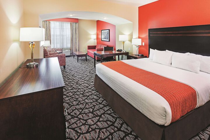 La Quinta Inn & Suites by Wyndham Pecos