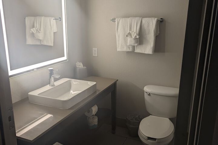 Room 20 of 53