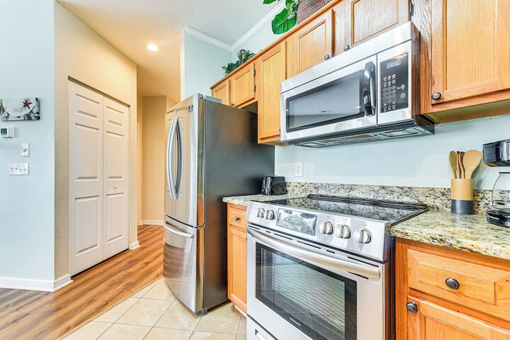 Golfers Oasis 1 Mi to Ocean: River Creek II Condo