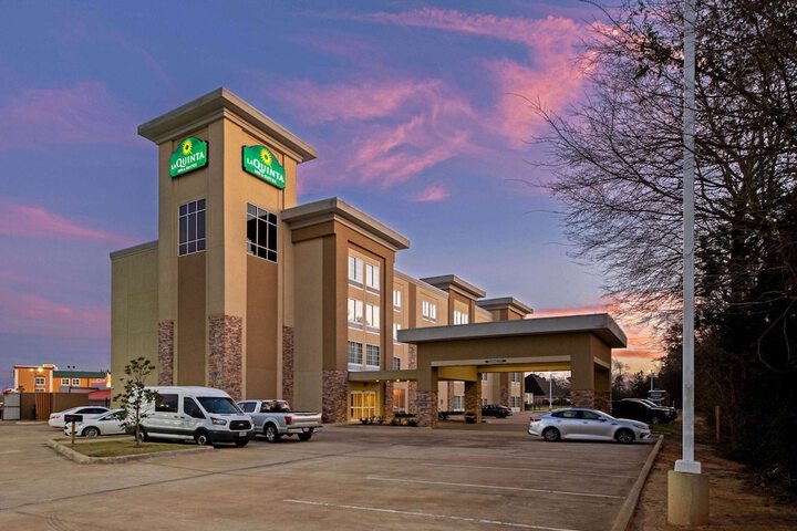 Hotel 4 of 26