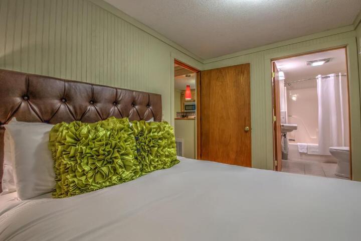Linville Falls Lodge & Cottages