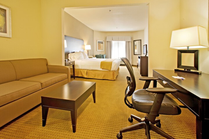 Room 65 of 101