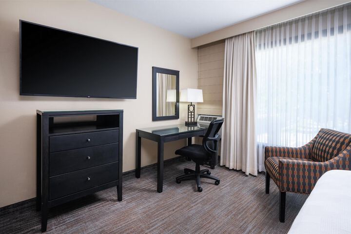 Best Western Plus Hood River Inn