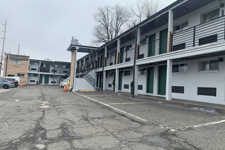 Domino Motel