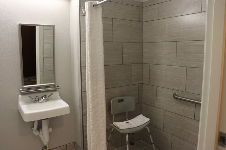 Microtel Inn & Suites by Wyndham Columbus / Near Fort Benning
