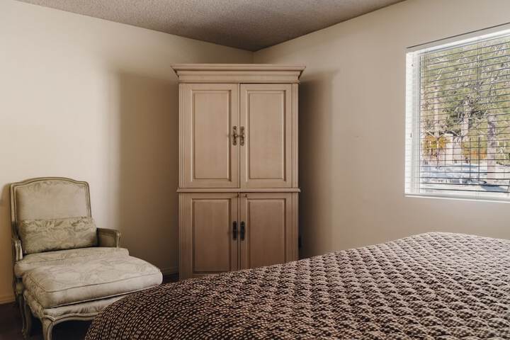 Room 15 of 51