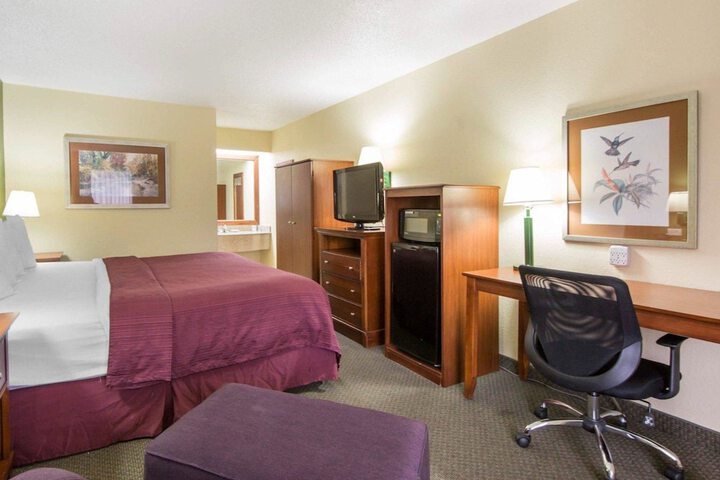 Room 20 of 30