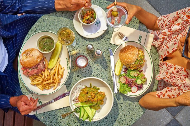 Dining 48 of 63