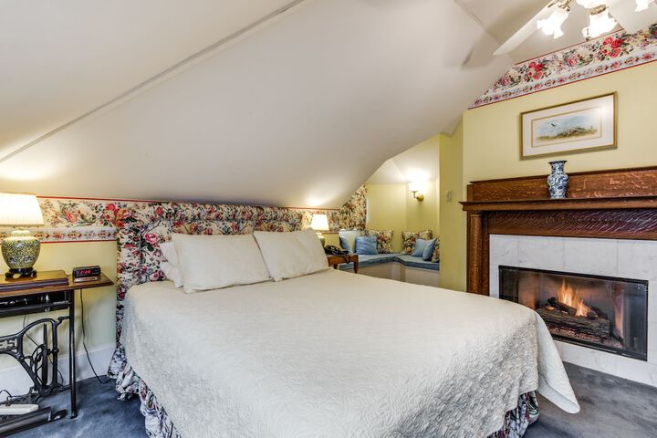 Room 18 of 46