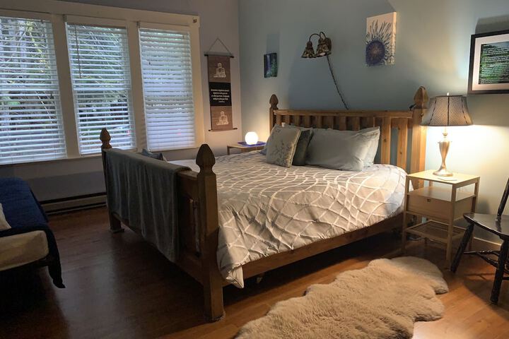 Mountain Meadows Inn
