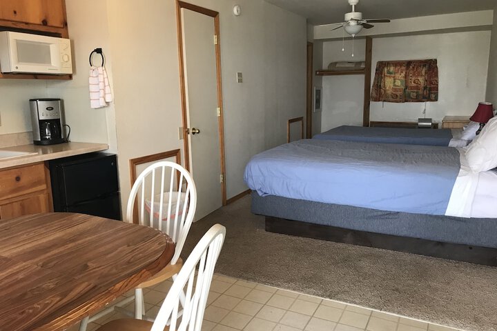 Room 18 of 29