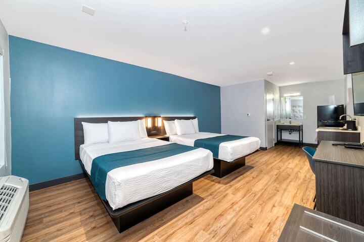 Studio 6 Suites – Stockton CA – Waterfront