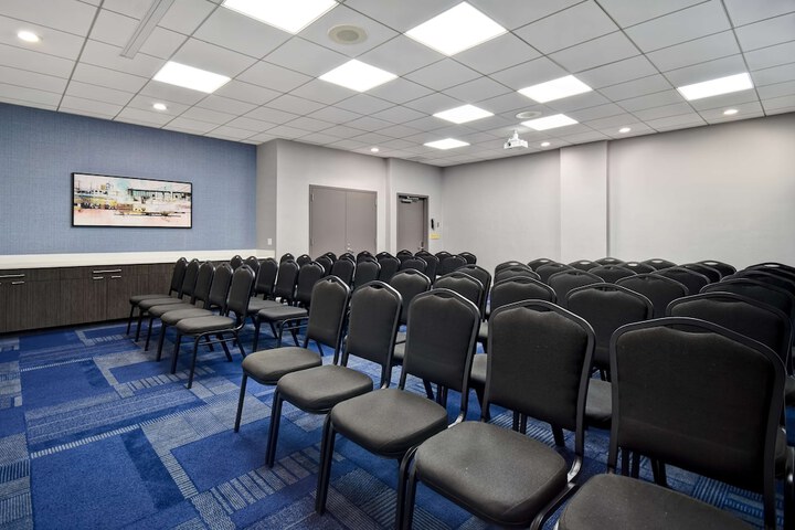 Hampton Inn NY-JFK