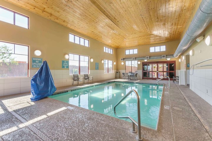 Pool 6 of 44