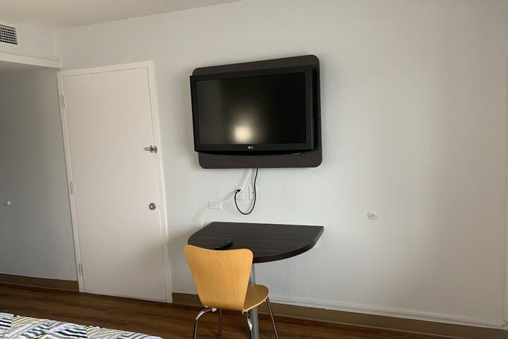 Room 22 of 32