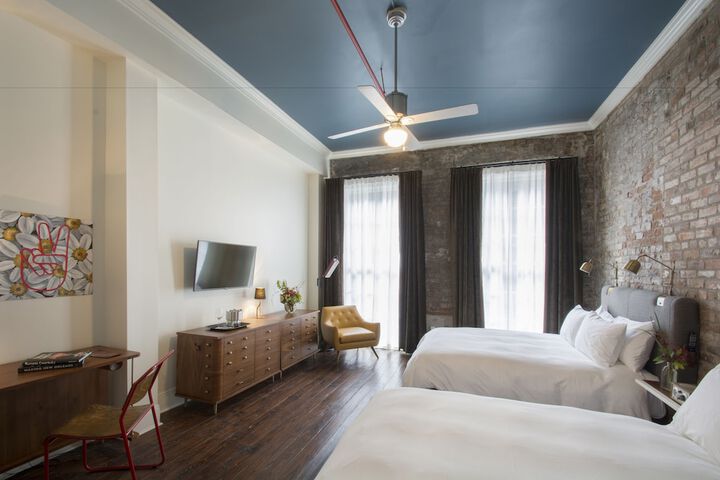 The Old No. 77 Hotel & Chandlery