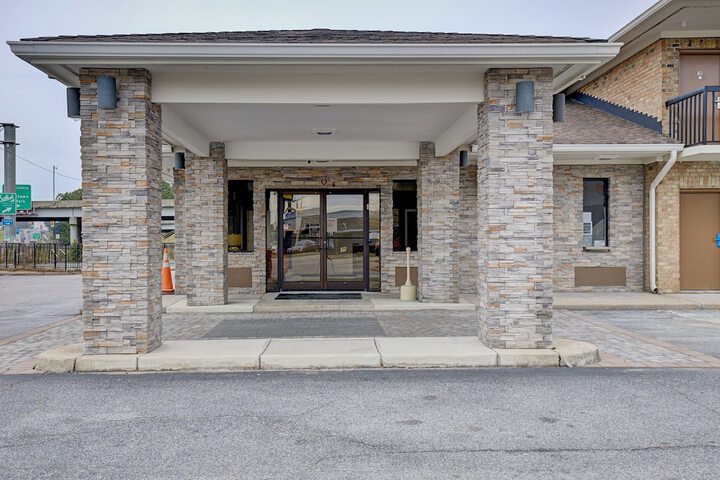Hotel 5 of 48