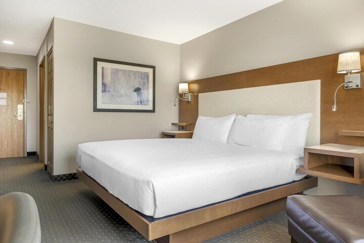 Best Western Plus Woodstock Hotel & Conference Centre