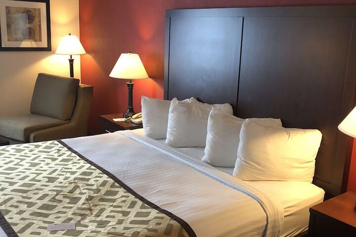 Room 15 of 20