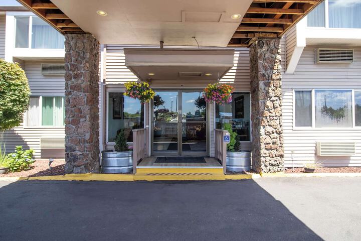 Hotel 9 of 54