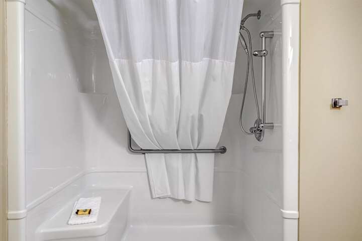 Best Western Plus Fredericton Hotel & Suites
