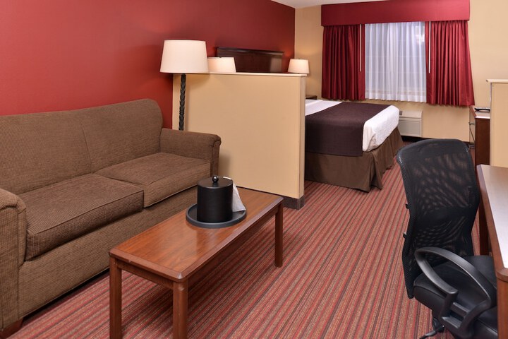 Room 18 of 42