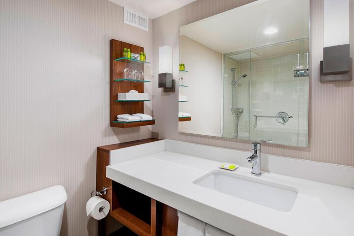 Delta Hotels by Marriott Regina