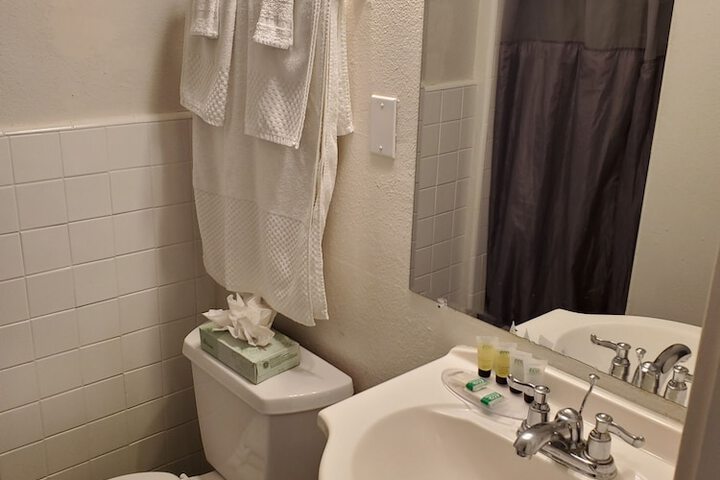 Room 14 of 22
