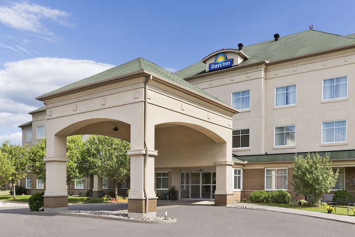 Hotel 4 of 33