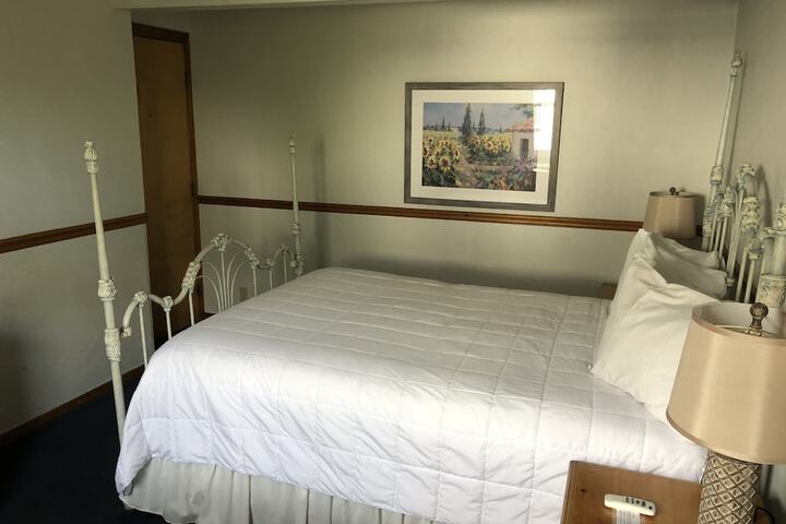 Room 38 of 162
