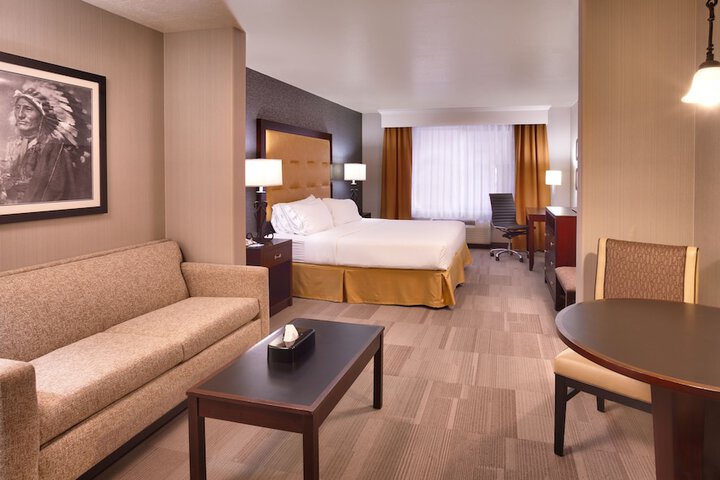 Room 34 of 57
