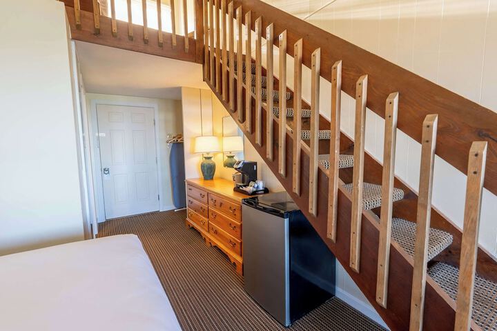 Aspinquid Resort