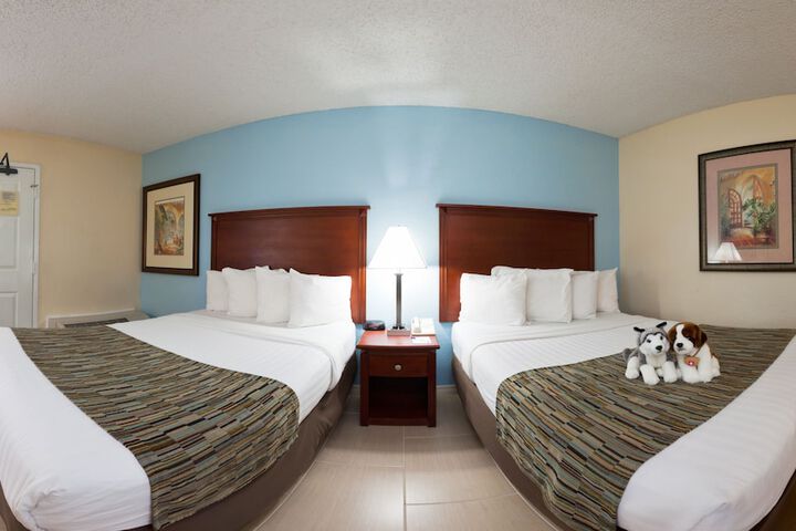 Room 30 of 51