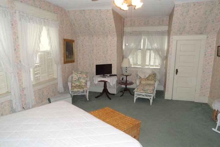 Room 13 of 31