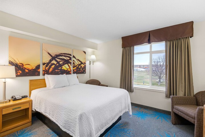 Room 16 of 30