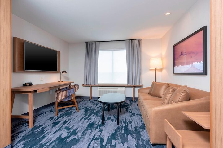 Fairfield Inn & Suites by Marriott Fair Oaks Farms