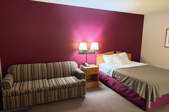 Rodeway Inn Hesston