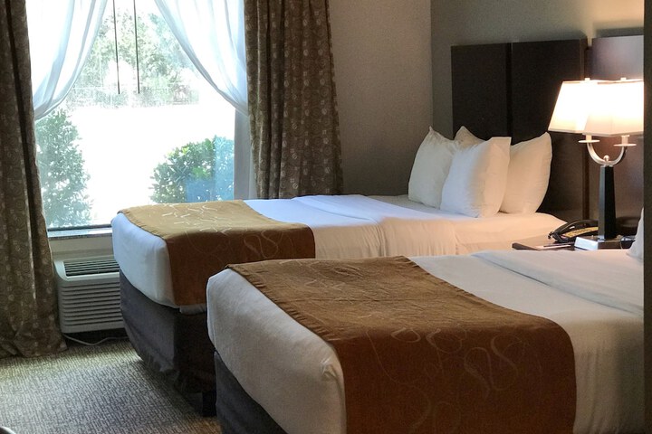 Comfort Suites Bay City East