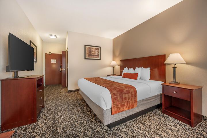 Quality Inn & Suites